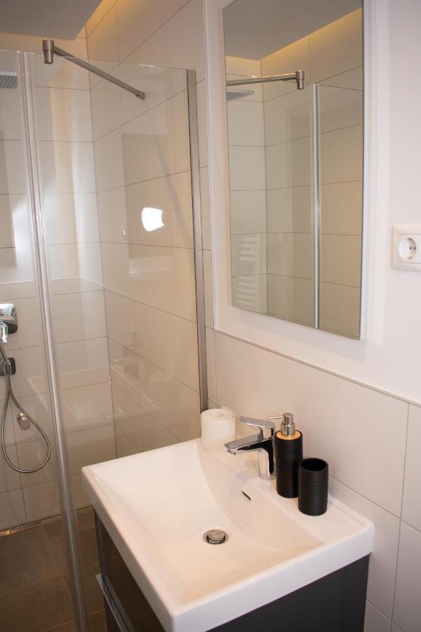 Luxury Cozy 2 Bdr Downtown Apt.2 Budapest Exterior photo